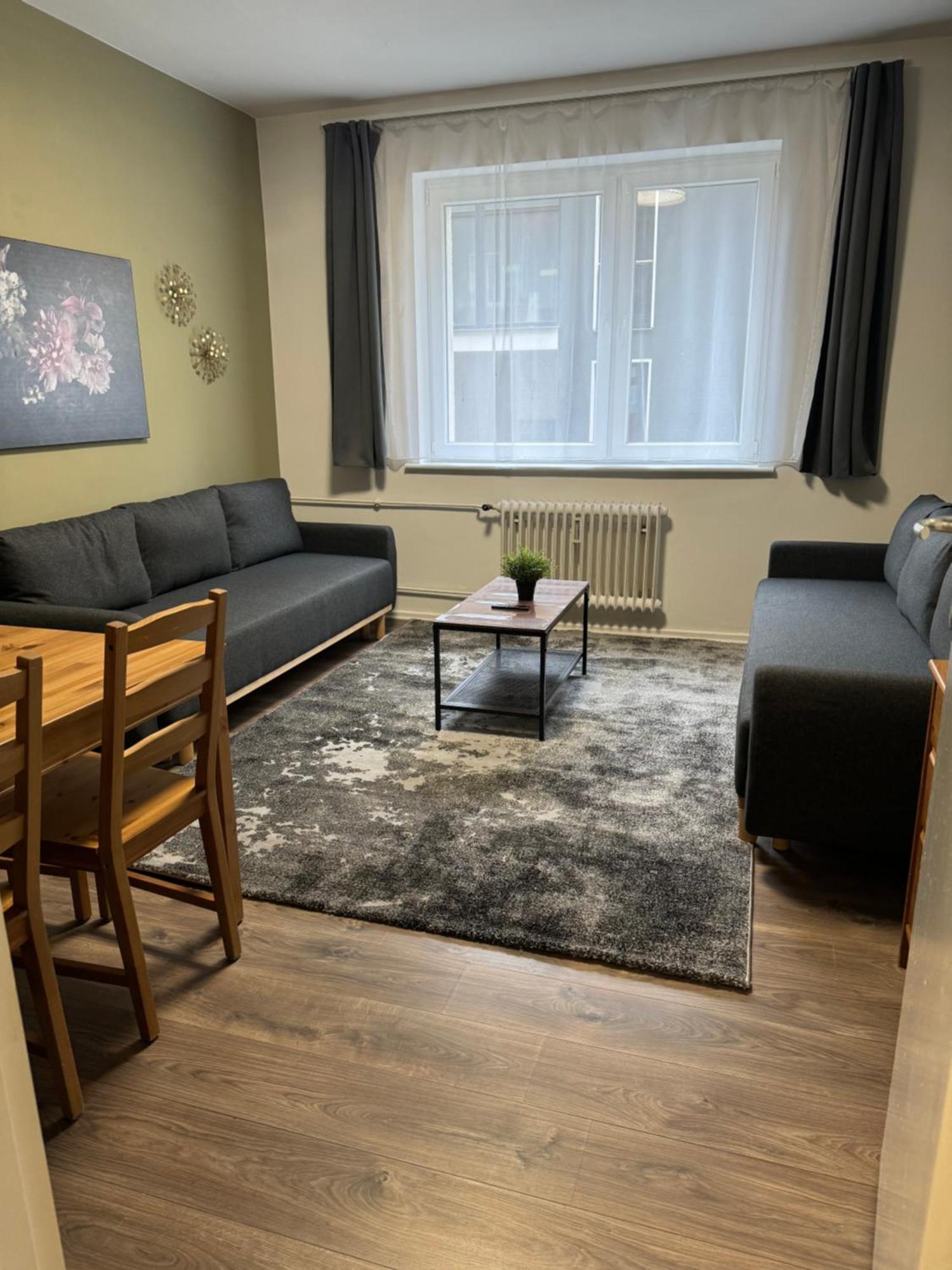 Berlin Pur - Wohnung Fuer Bis Zu 12 Personen Bagian luar foto